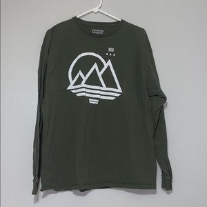 VINTAGE Army green Levi’s t shirt